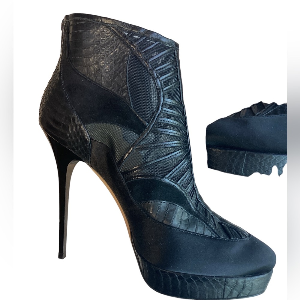 NIB Jimmy Choo Black Faxon Stiletto Ankle Boots - Picture 5 of 14